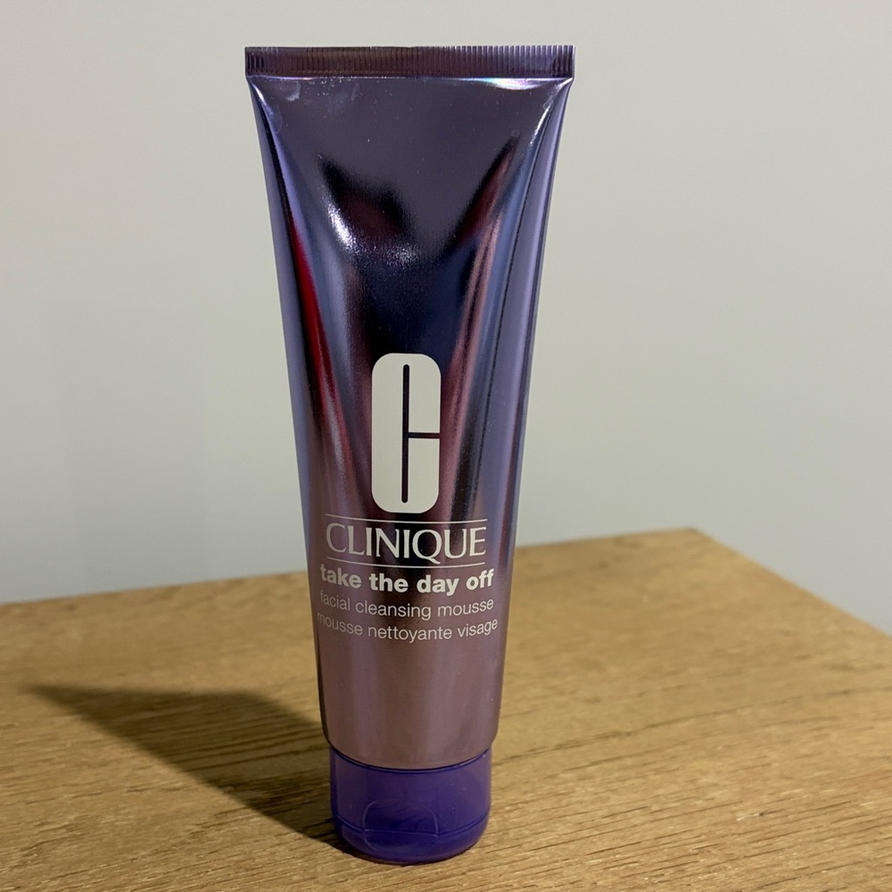 Clinique Take The Day Off Facial Cleansing Mousse